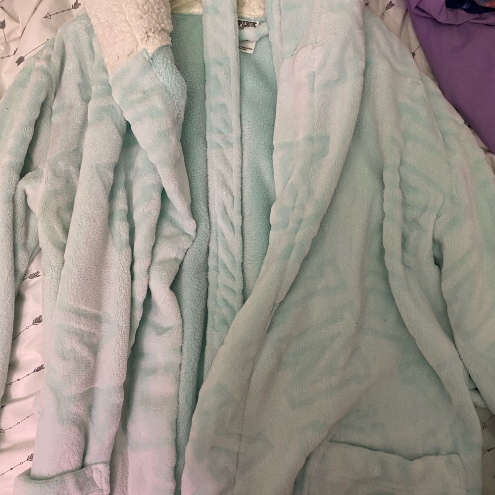 Victoria Secret PINK hooded robe